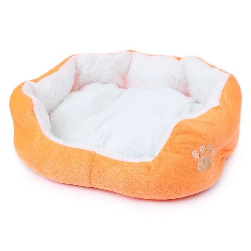 Cozy Plush Pet Cave Bed – Warm & Comfy for Cats & Small Dogs